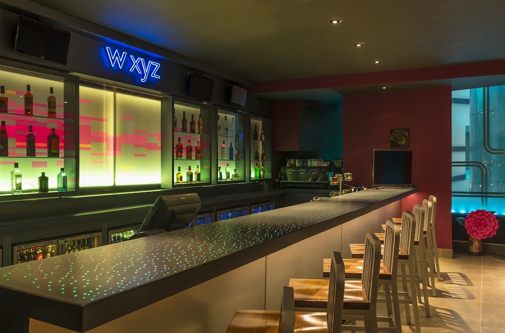 Aloft Abu Dhabi 24