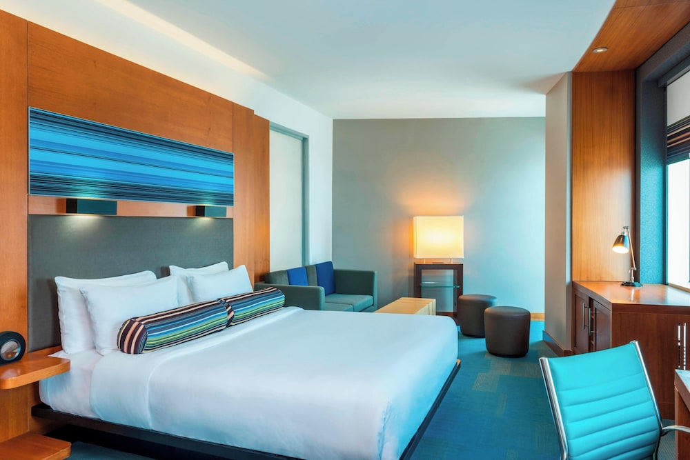 Aloft Abu Dhabi 7