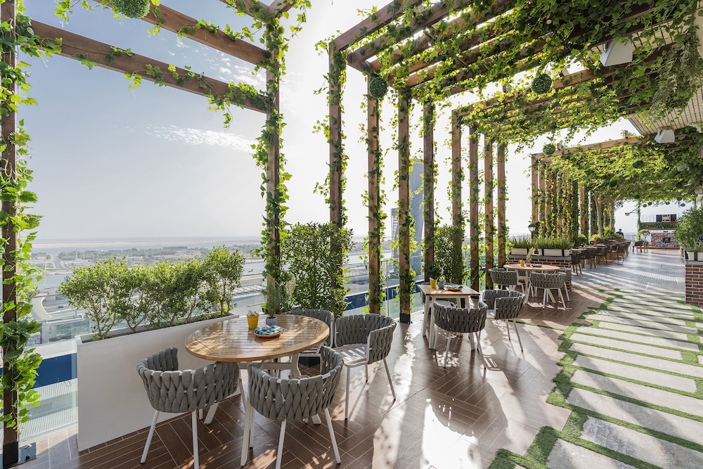 Aloft Abu Dhabi 11