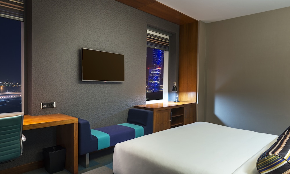 Aloft Abu Dhabi 6