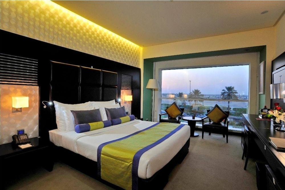 Hues Boutique Hotel 10