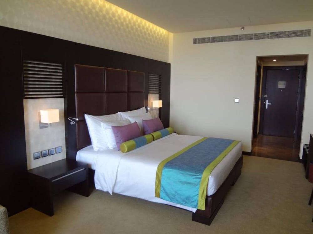 Hues Boutique Hotel 12