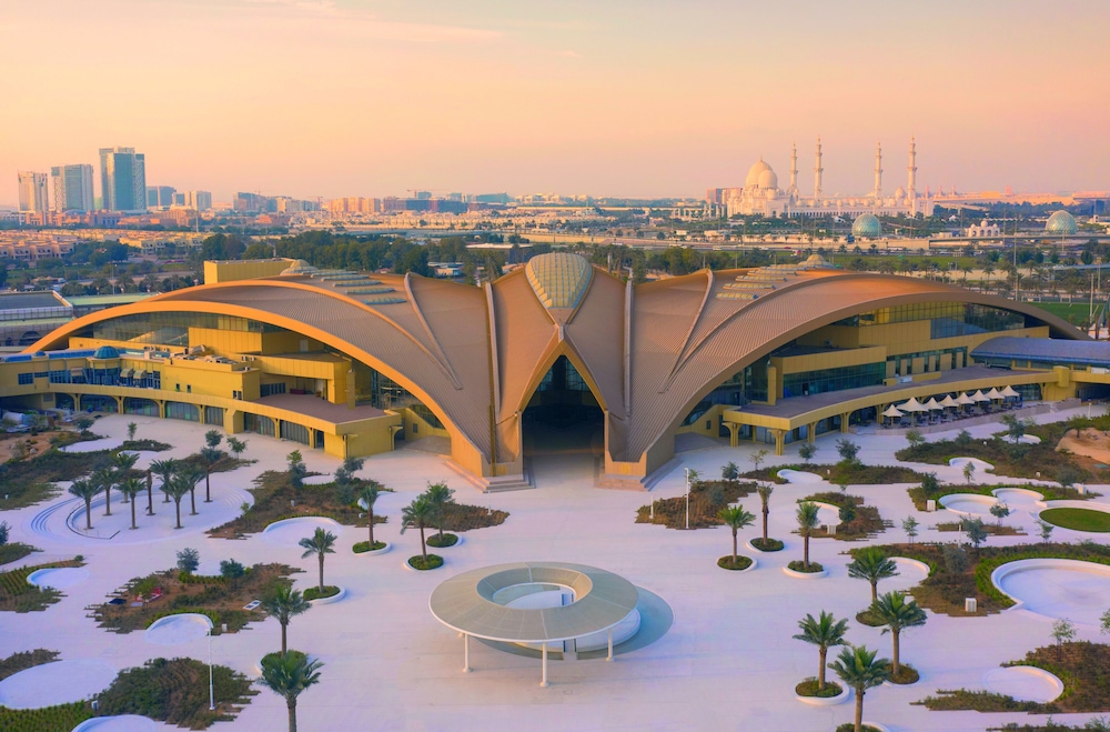 Erth Abu Dhabi 1