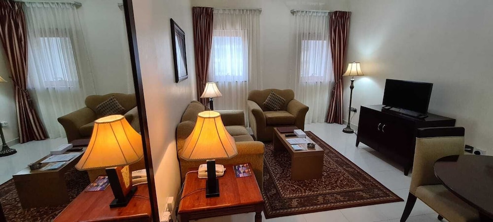Ivory Hotel Apartment 6