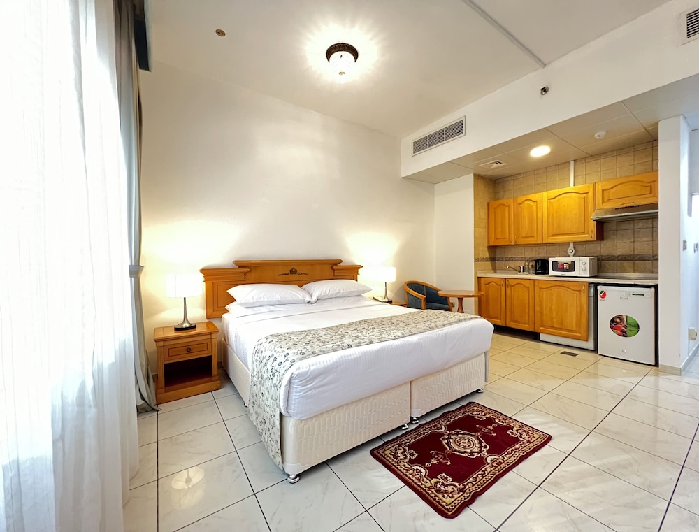 Uptown Hotel Apartments Abu Dhabi 14