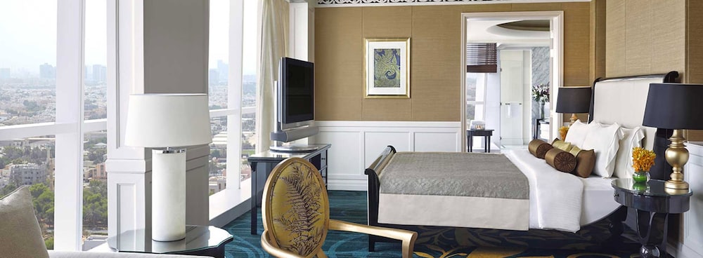 Dusit Thani Abu Dhabi 10