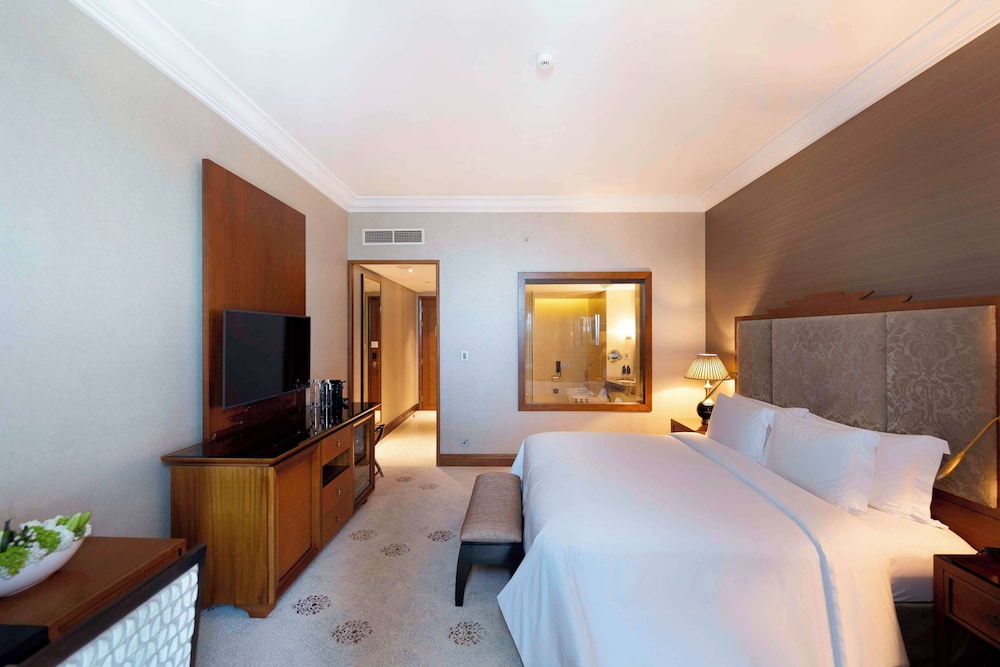 Dusit Thani Abu Dhabi 24