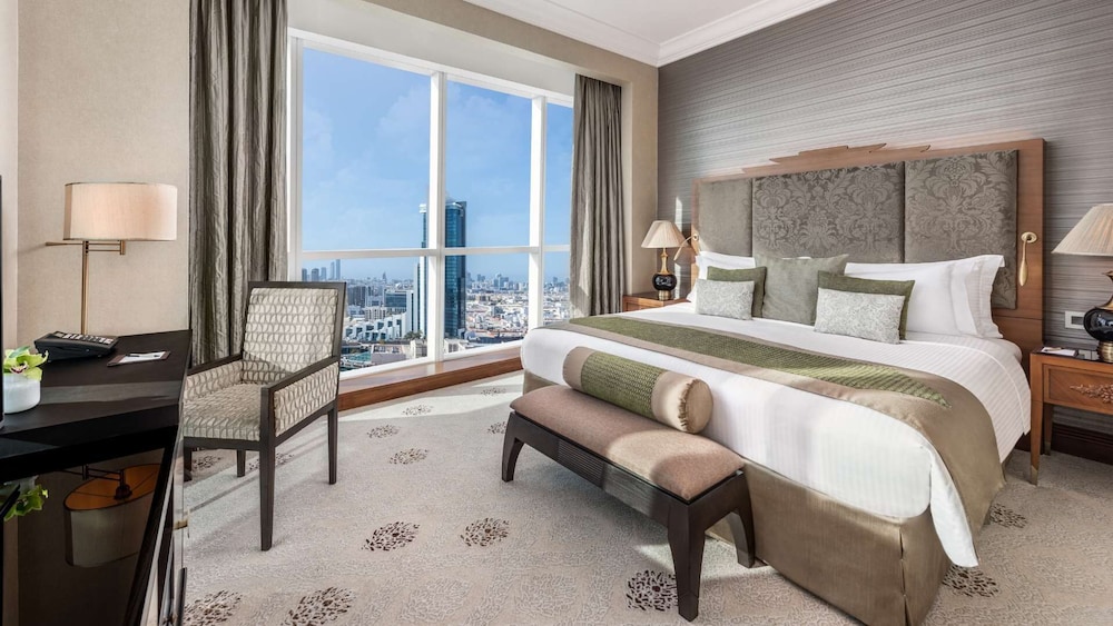 Dusit Thani Abu Dhabi 22