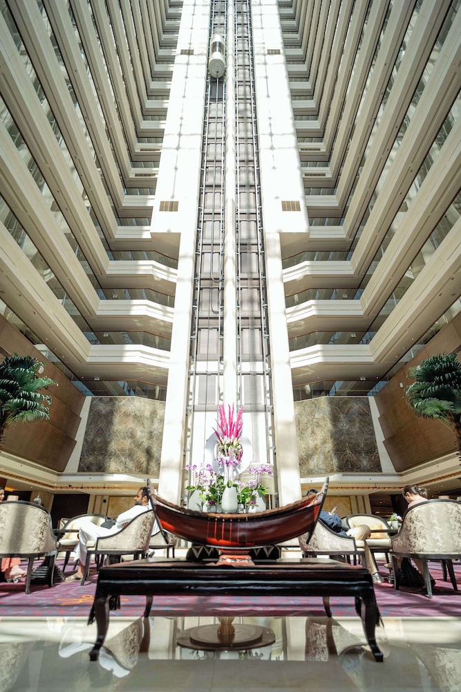 Dusit Thani Abu Dhabi 4