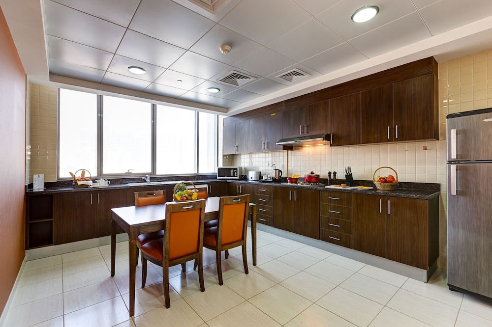 Abidos Hotel Apartment, Dubailand 18