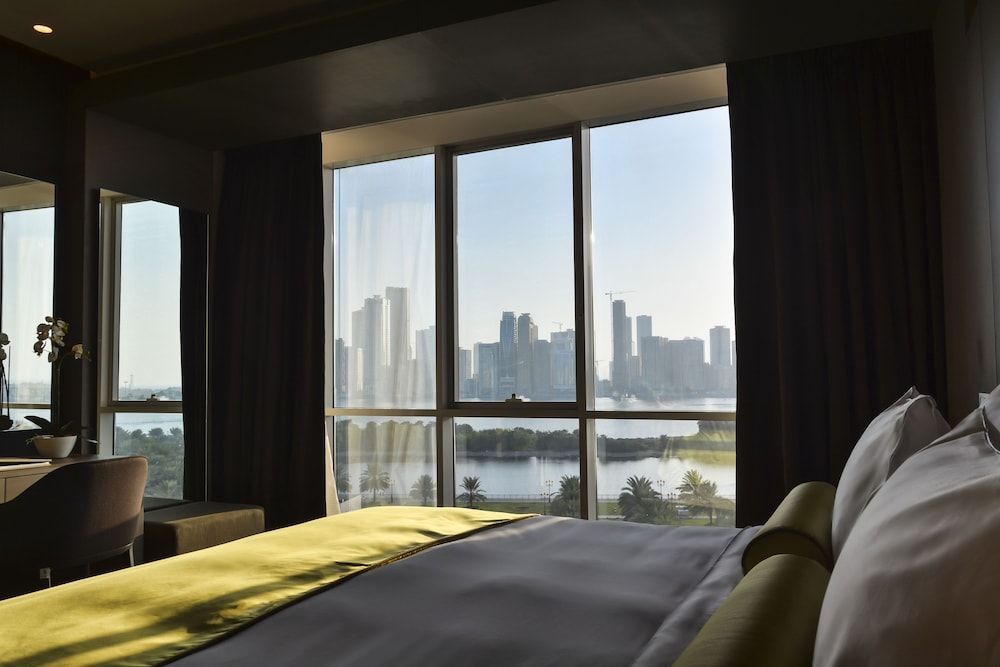 72 Hotel 10