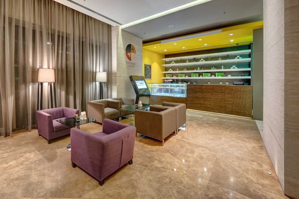 72 Hotel 8