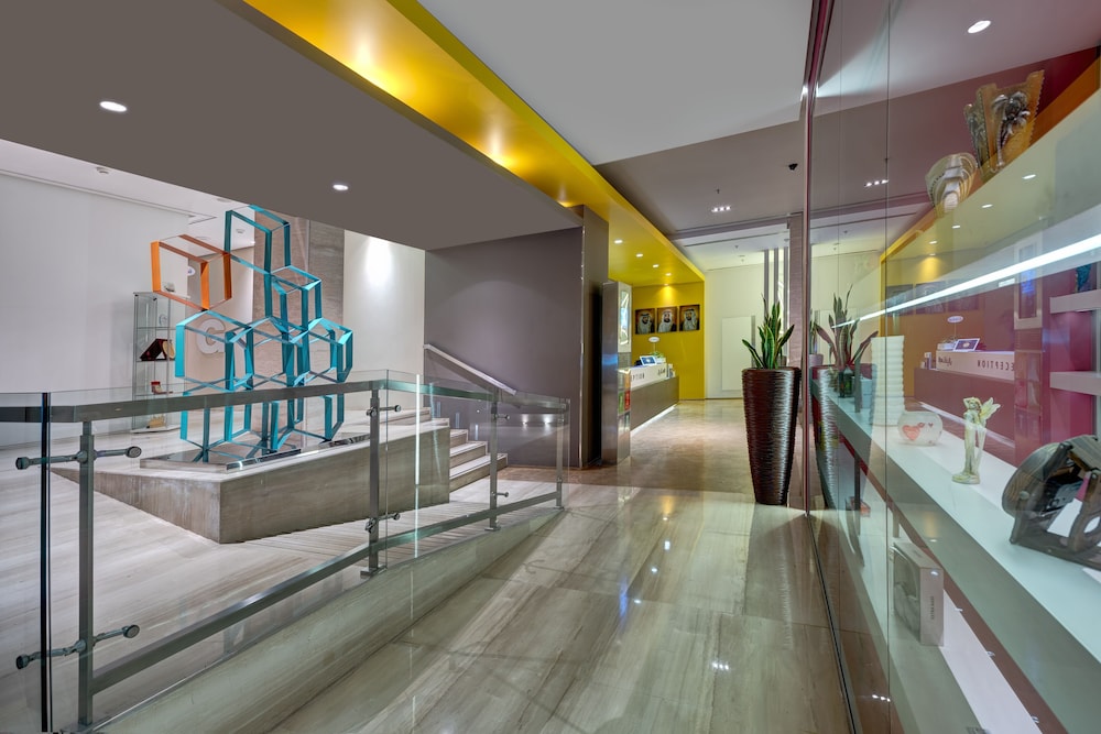 72 Hotel 5