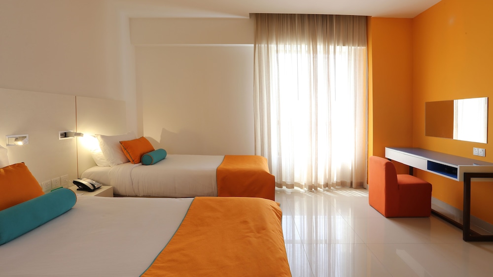 Ramada Hotel & Suites by Wyndham Dubai JBR 6