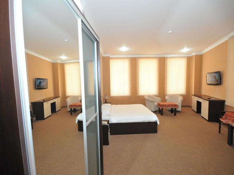 Kichik Gala Hotel 23