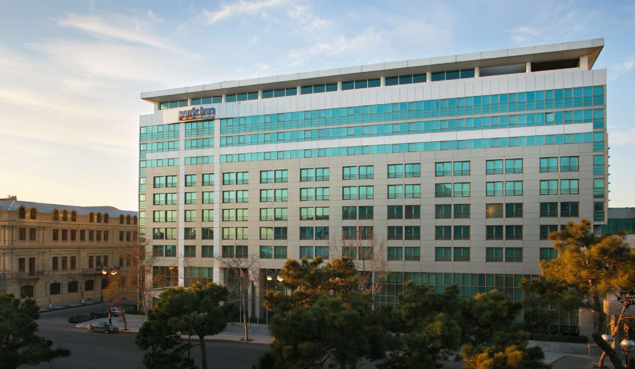 Radisson Hotel Baku 12