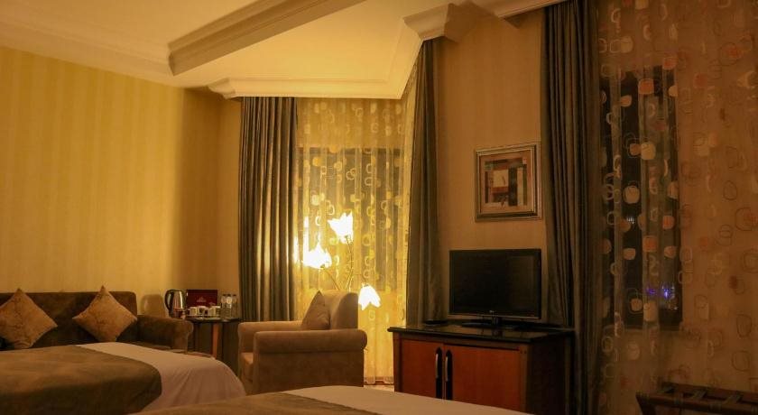 Grand Hotel Europe 2