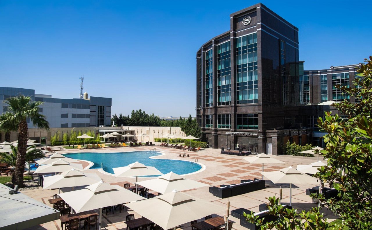 Fly Inn Baku 18