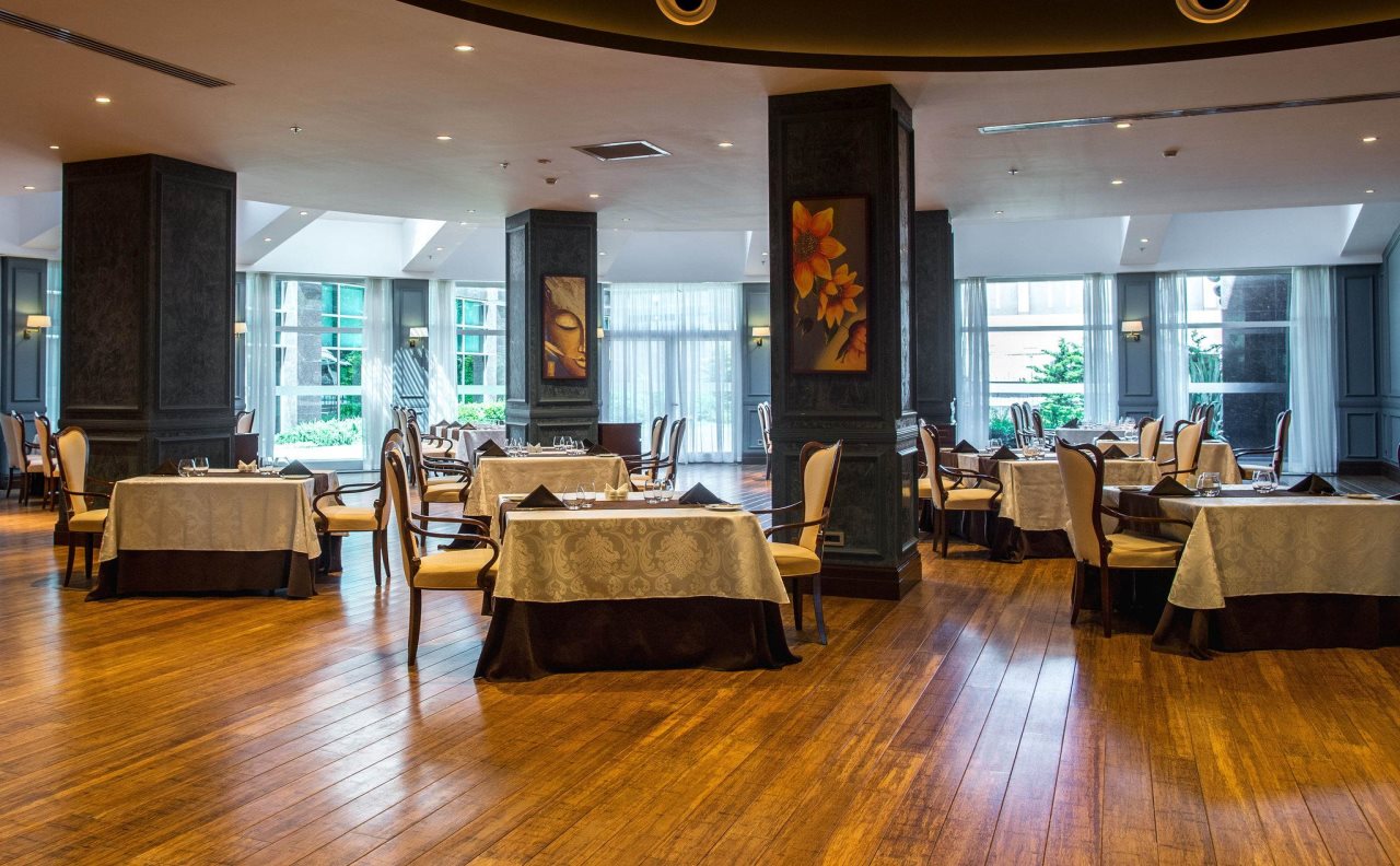 Fly Inn Baku 23
