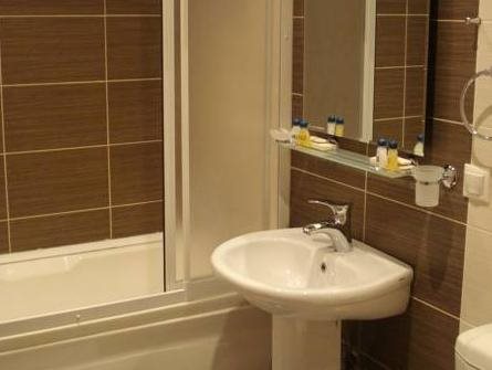 Rigs Hotel Baku 5
