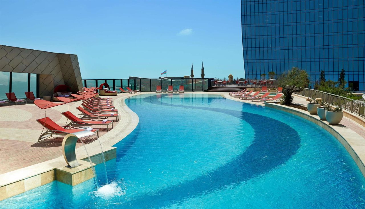 Fairmont Baku - Flame Towers 11
