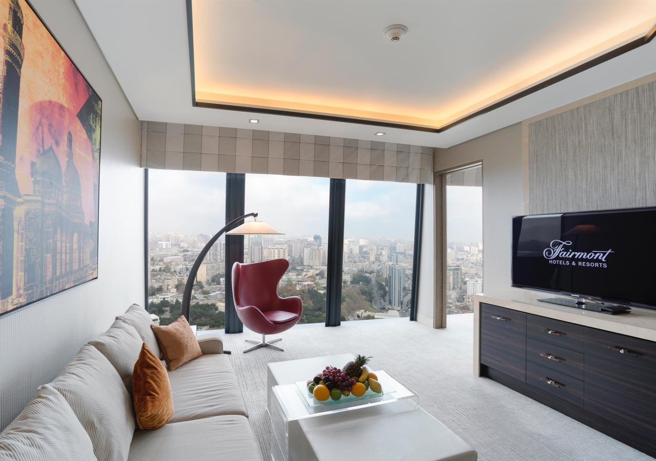Fairmont Baku - Flame Towers 9