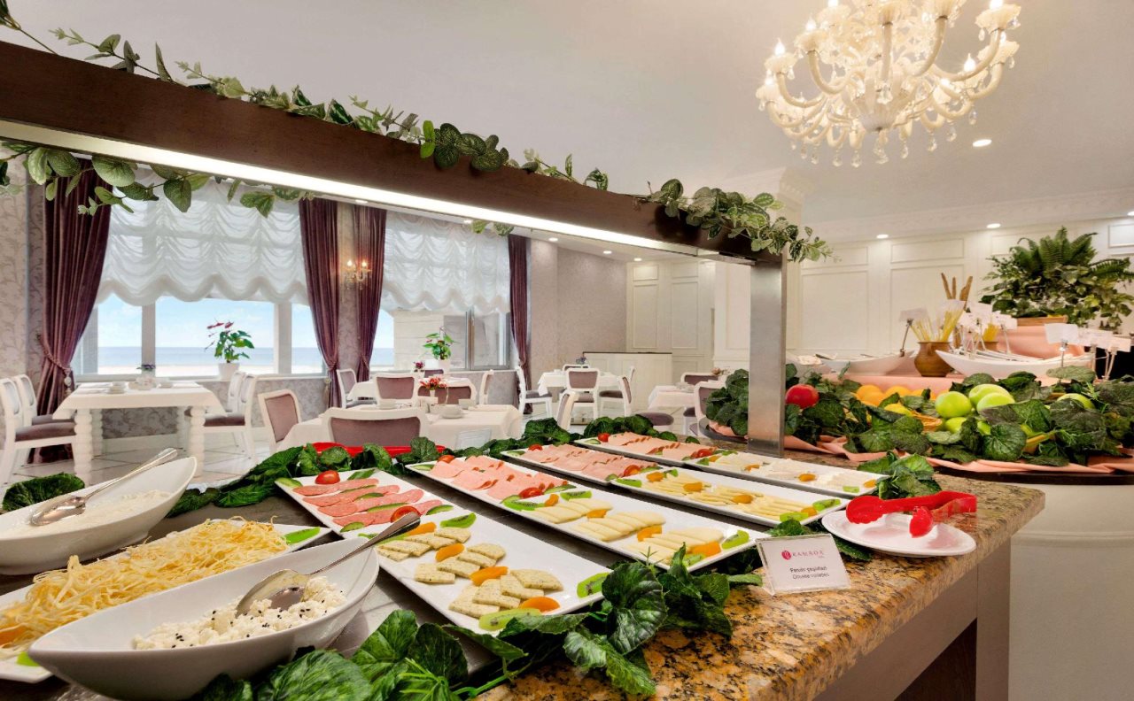 Ramada by Wyndham Baku 20