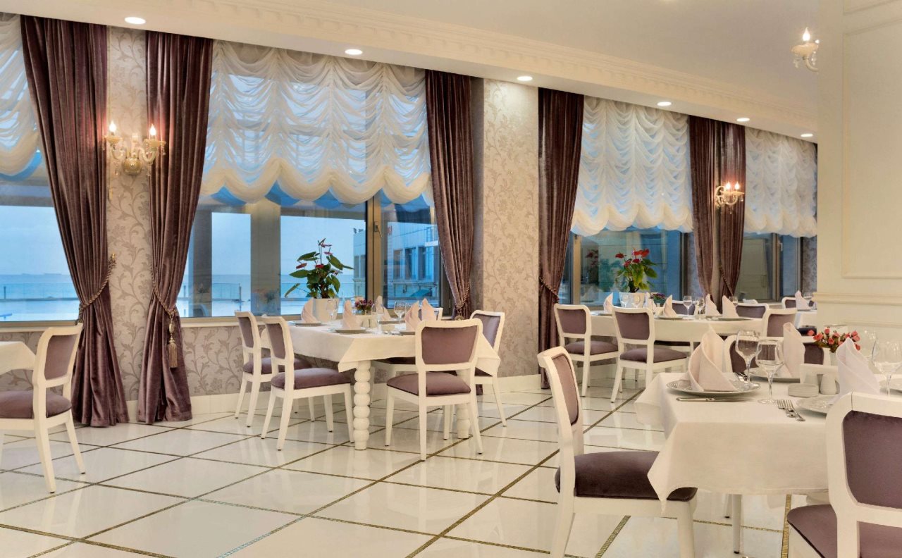 Ramada by Wyndham Baku 24