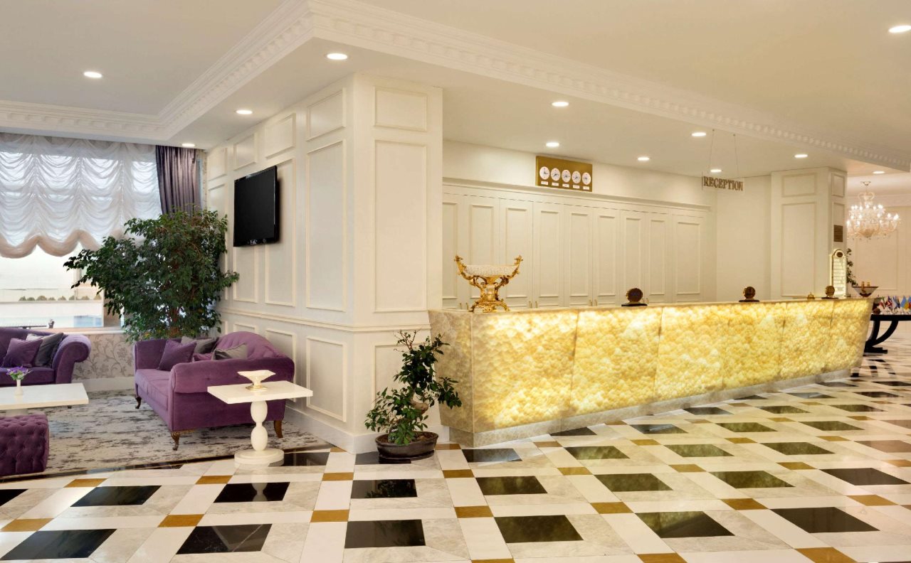 Ramada by Wyndham Baku 7