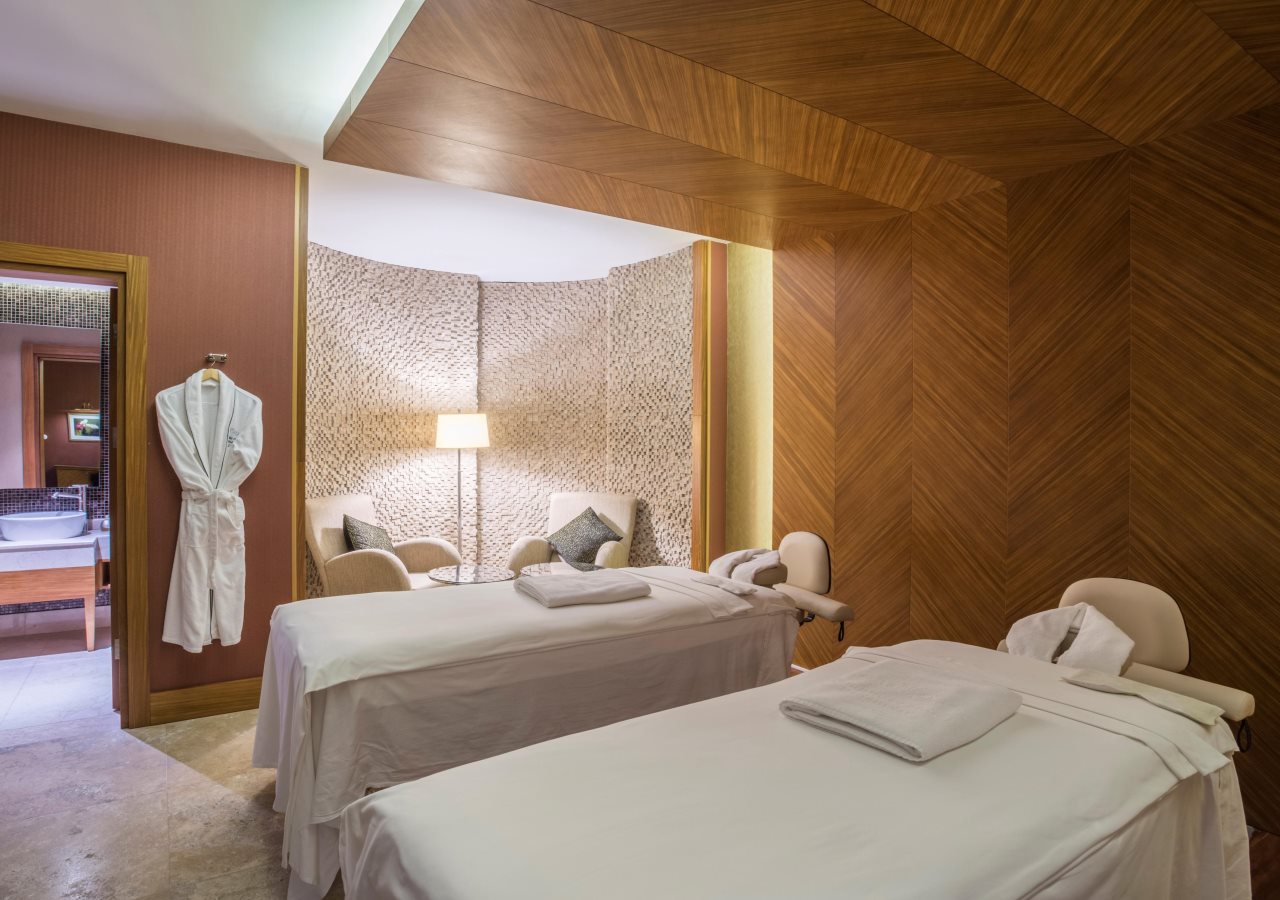 Badamdar Hotel and Residences 16
