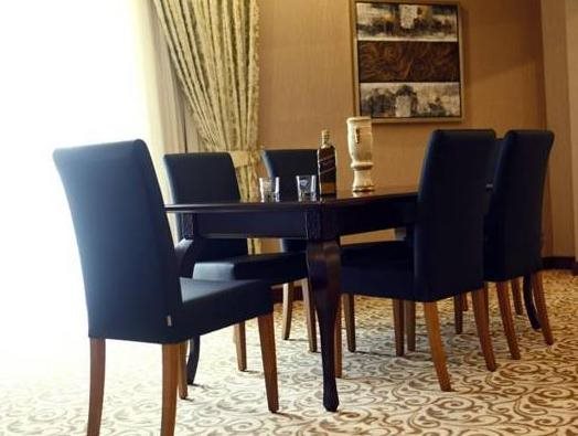 Modern Hotel 10