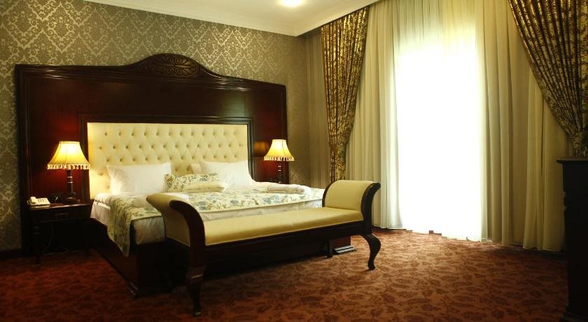 Modern Hotel 23
