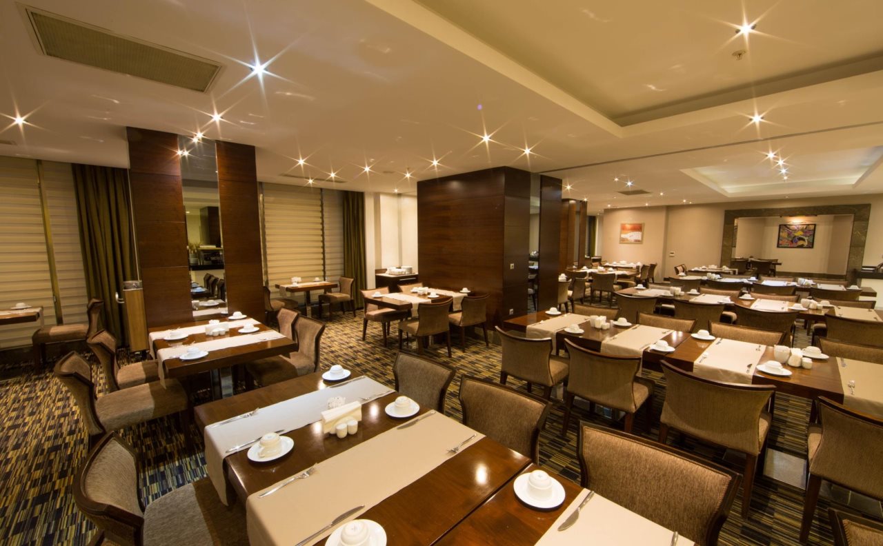 Qafqaz Baku City Hotel & Residences 6