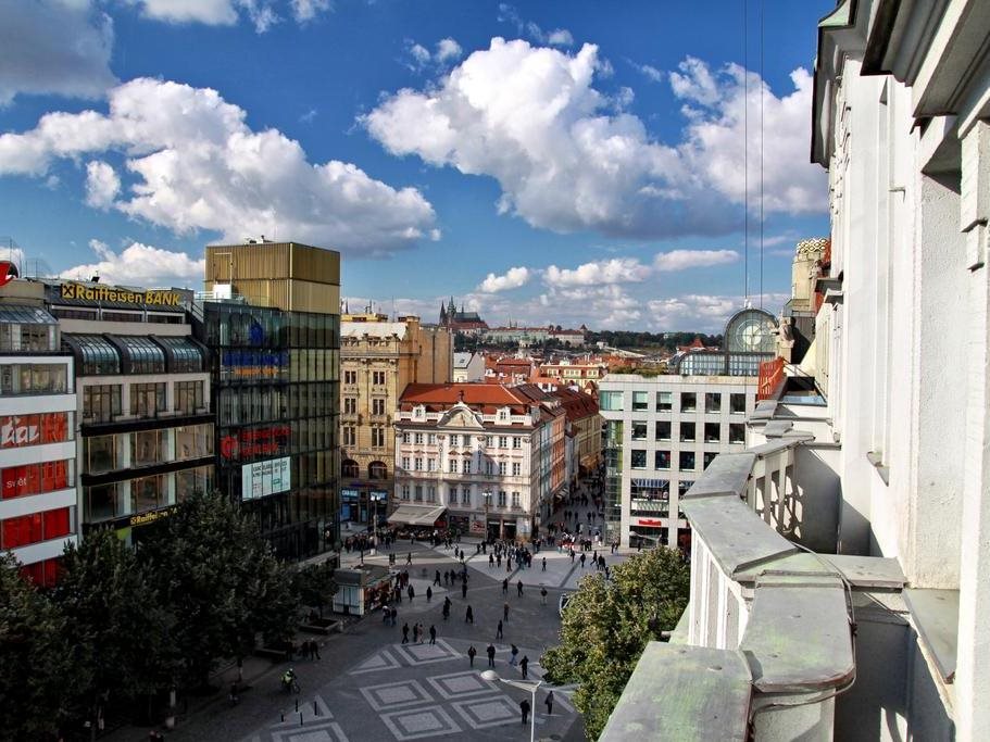 Hotel Ambassador Zlatá Husa 23