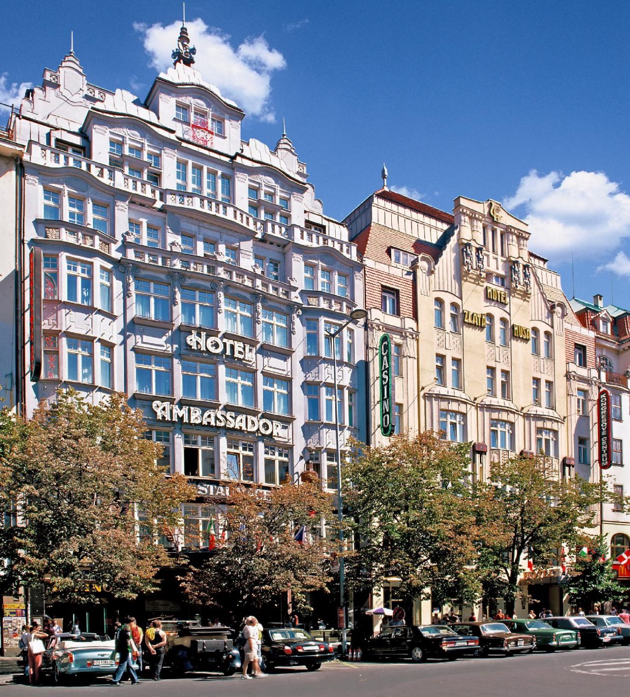 Hotel Ambassador Zlatá Husa 5