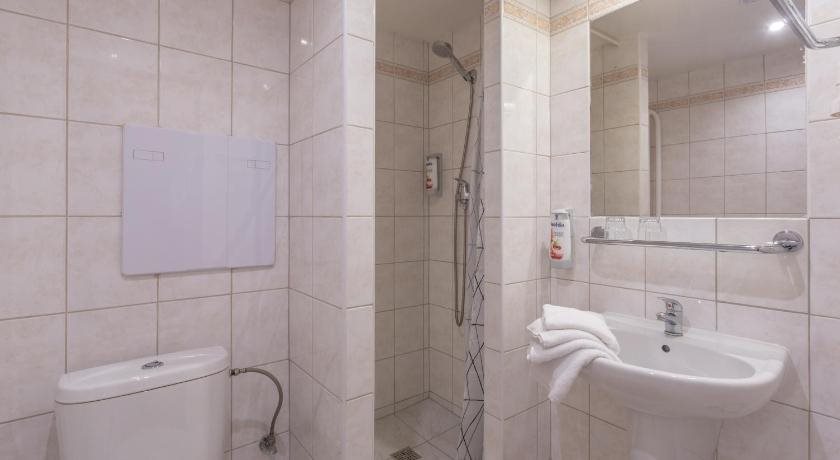 Hotel Globus 8