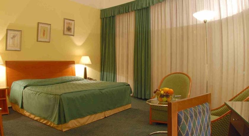 Hotel Harmony 16
