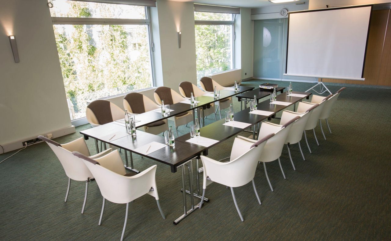 Holiday Inn Prague 14