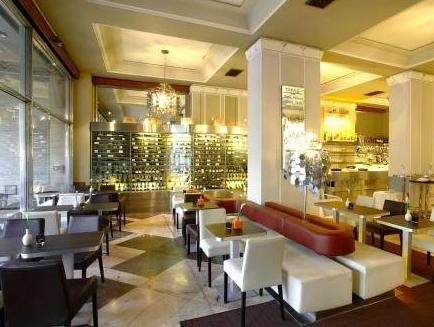 Jalta Boutique Hotel 12