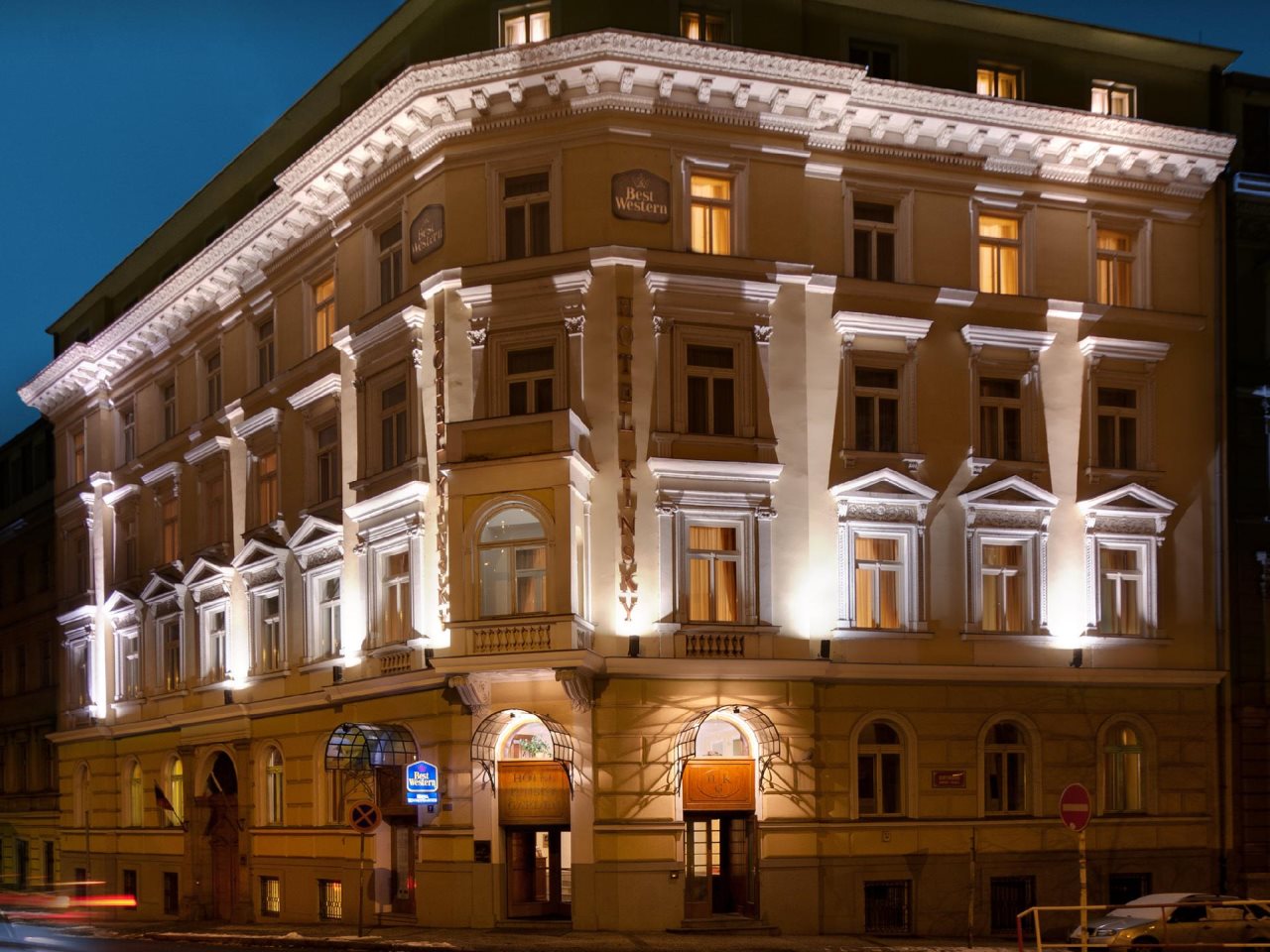 Hotel Kinsky Fountain 13