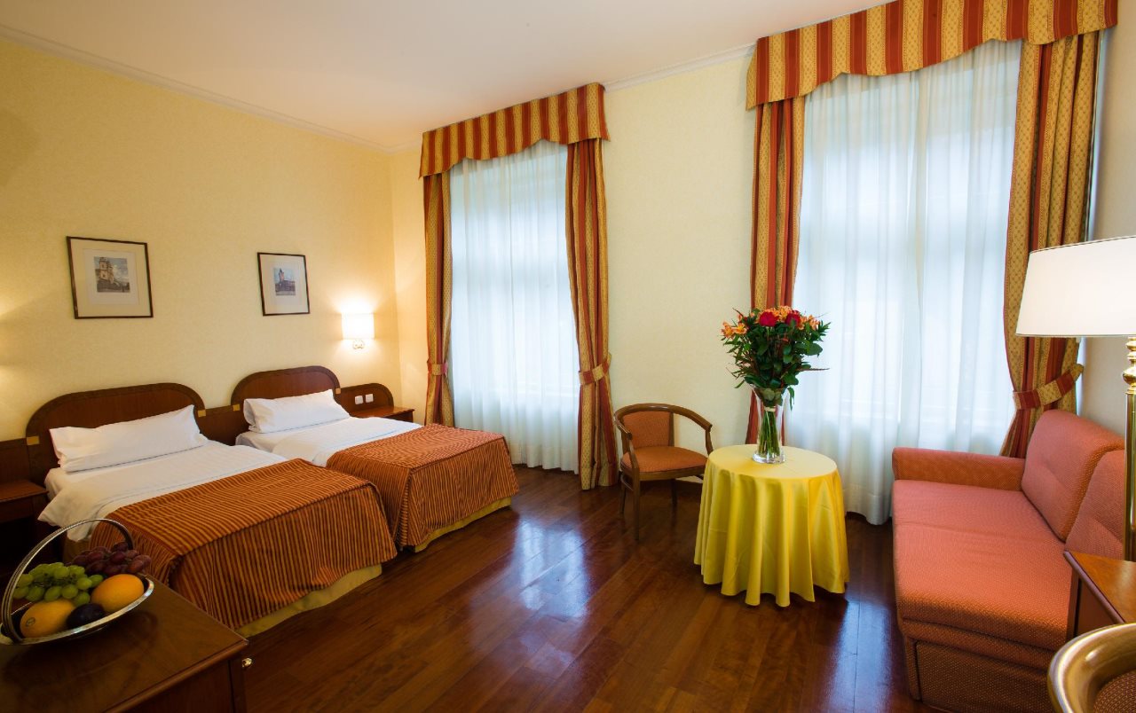 Hotel Kinsky Fountain 3