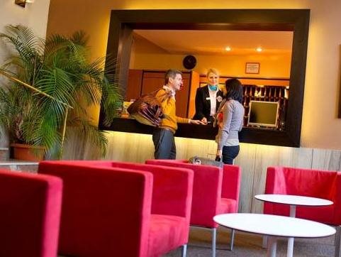 Hotel Merkur 13
