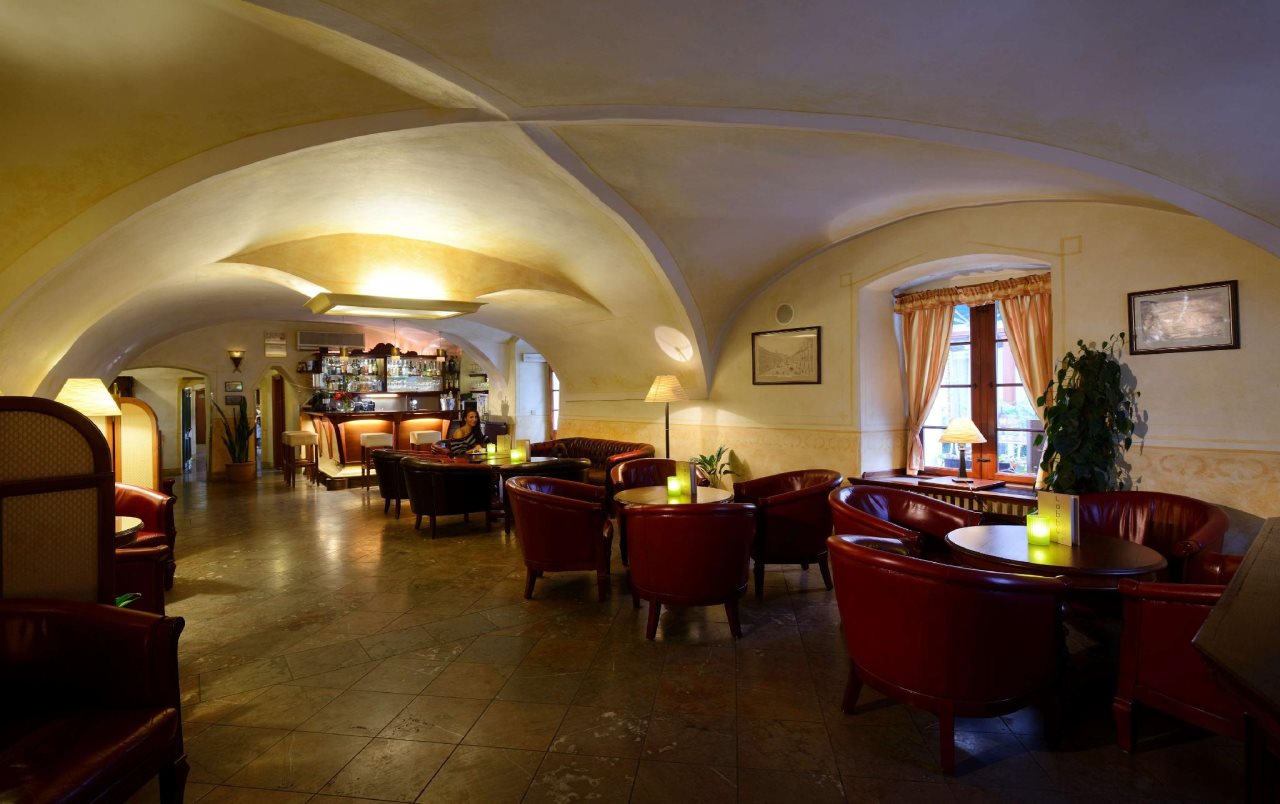 Elite Hotel 11