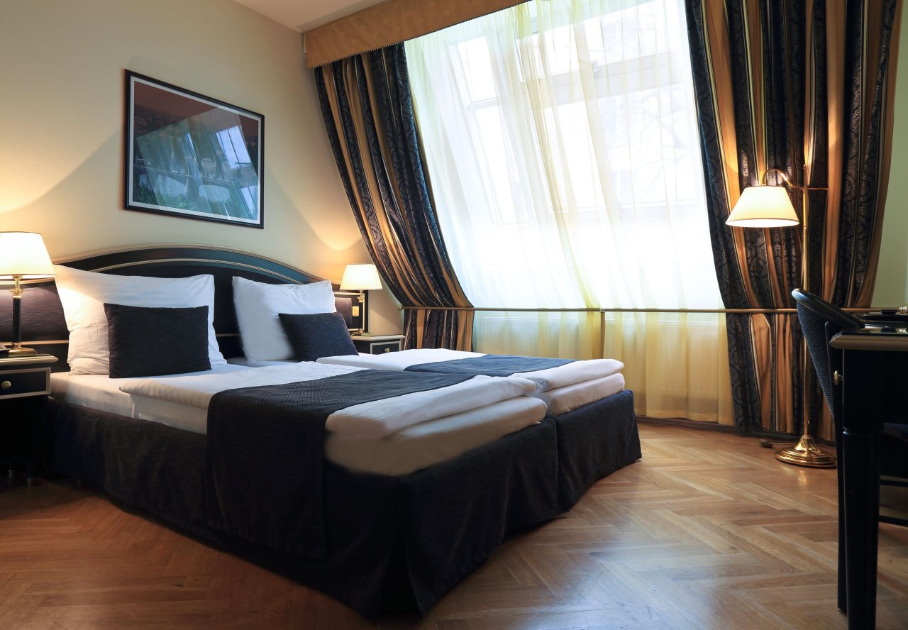 Elysee 2