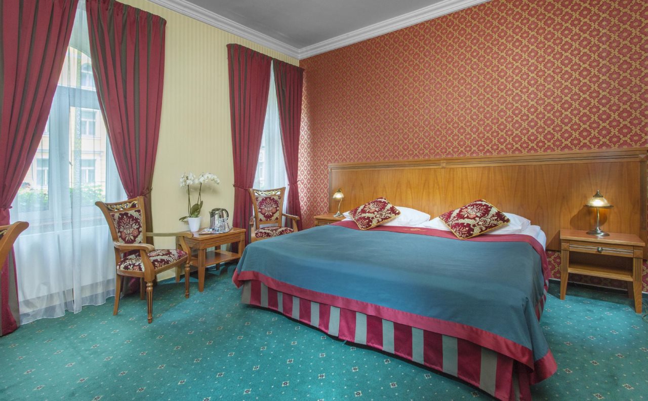 Green Garden Hotel 10