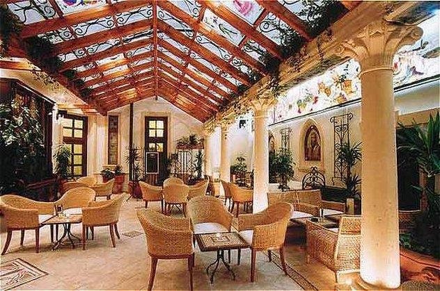 Green Garden Hotel 14