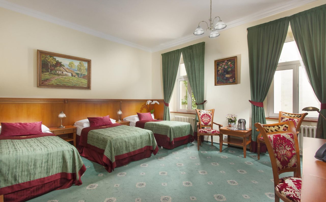 Green Garden Hotel 4