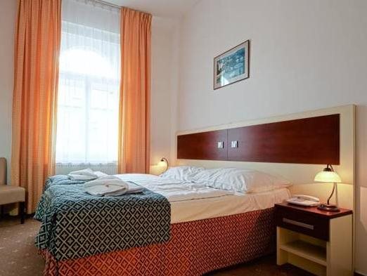 Hotel Atos 13
