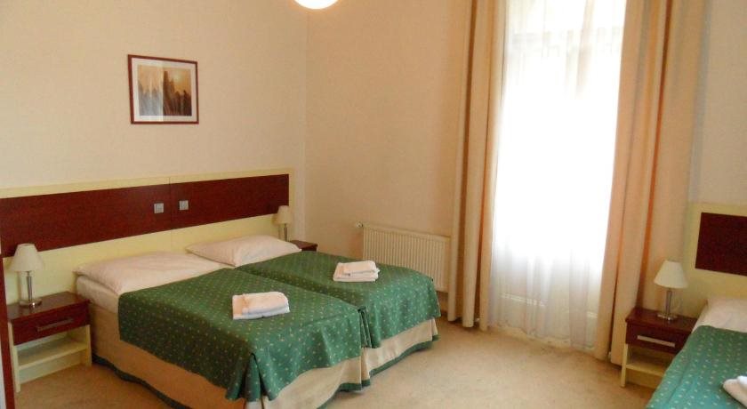 Hotel Atos 24