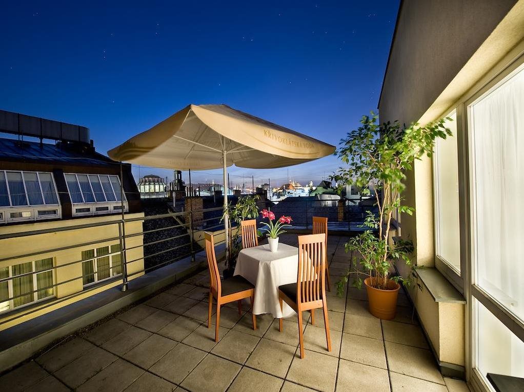 Ramada by Wyndham Prague City Centre 21